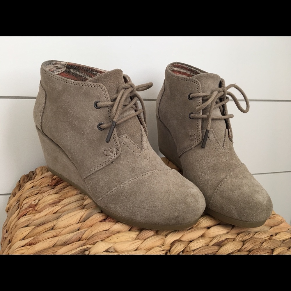 Tom wedges 6
